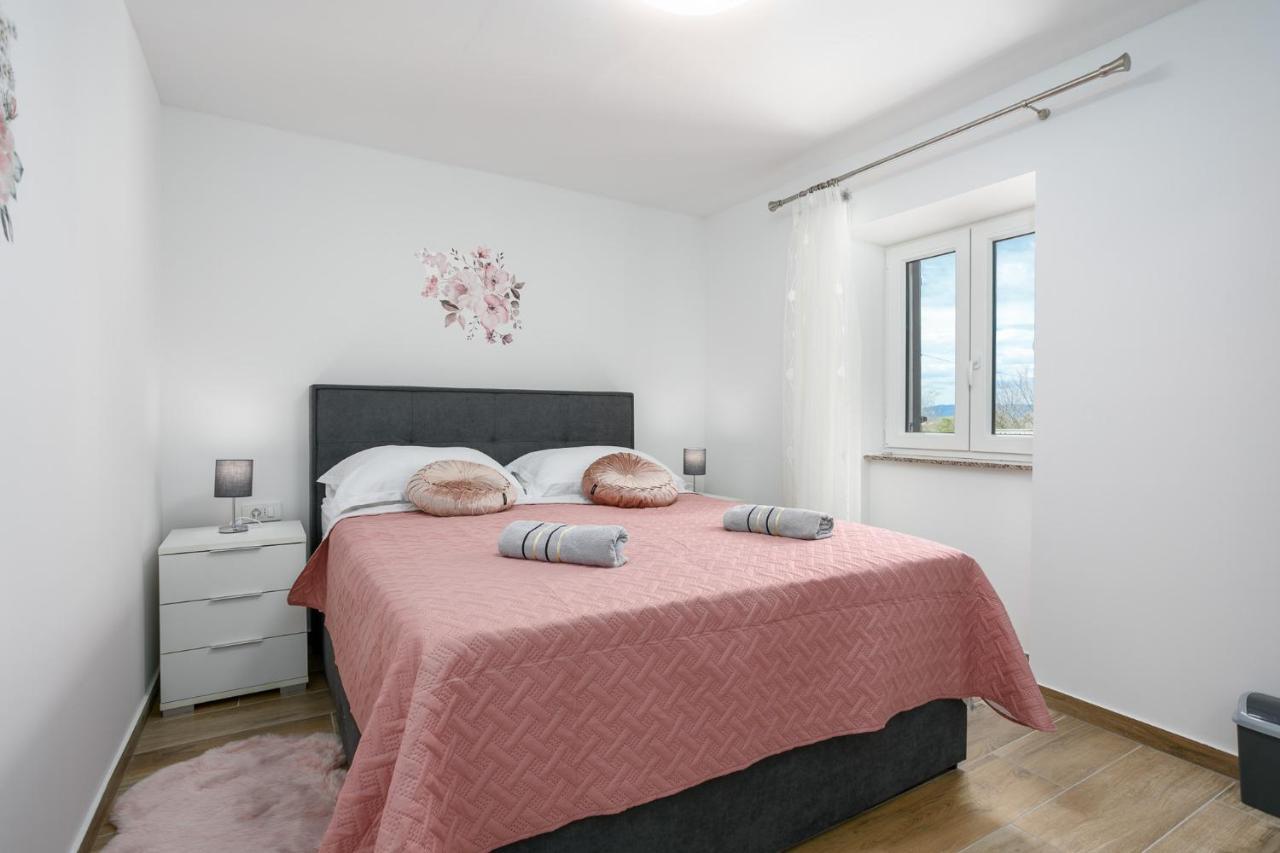 מאלינסקה Apartment Ivana מראה חיצוני תמונה